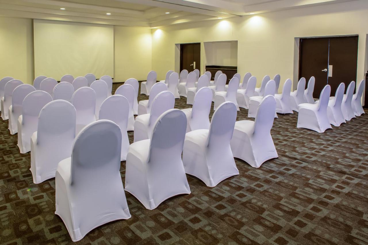 Fiesta Inn Tampico Eksteriør bilde