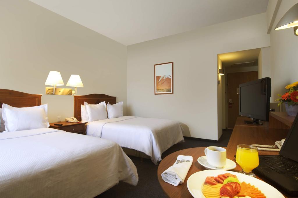 Fiesta Inn Tampico Eksteriør bilde
